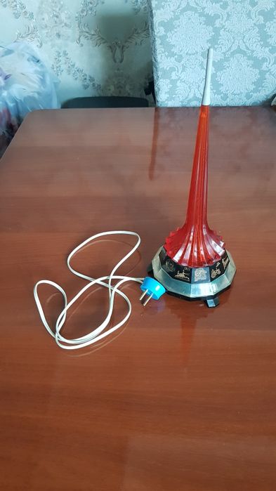 Продается светильник