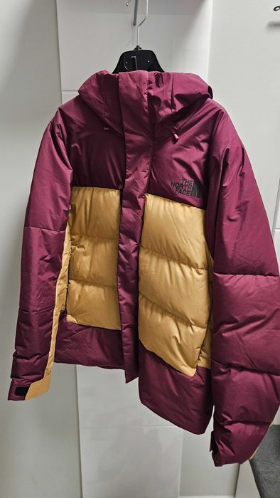 продавам яке The North Face 550 Gore-Tex ski snowboard size L ски ново