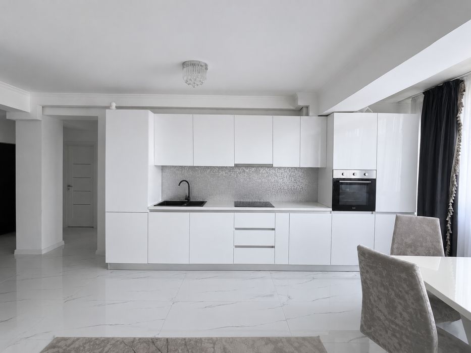 Inchiriez apartament
