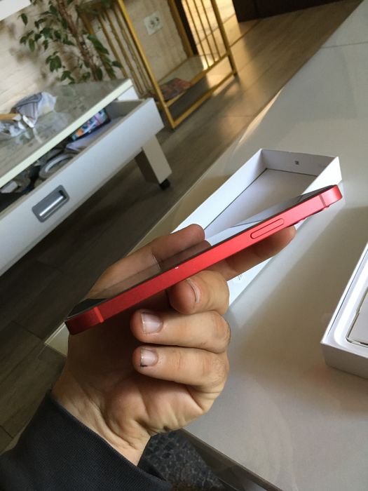 Iphone 12 Product Red 128GB Неразличим от нов!
