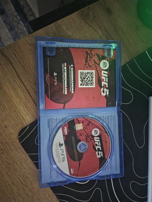 UFC5 PS5 диск в идеале