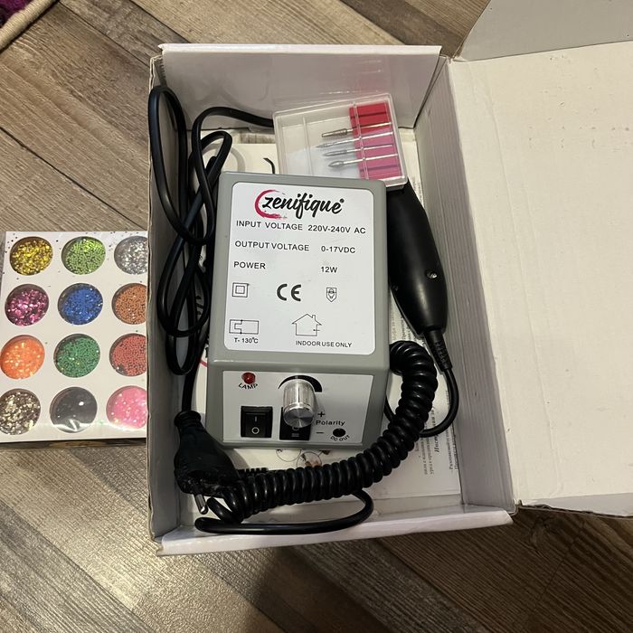 Pilă electrică / freză unghii 12W