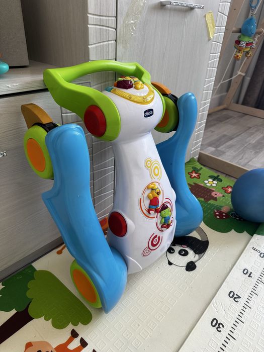 Ходунки Chicco музыкальные