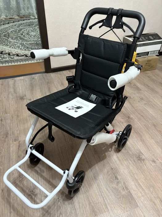 Кресло-коляска компактная