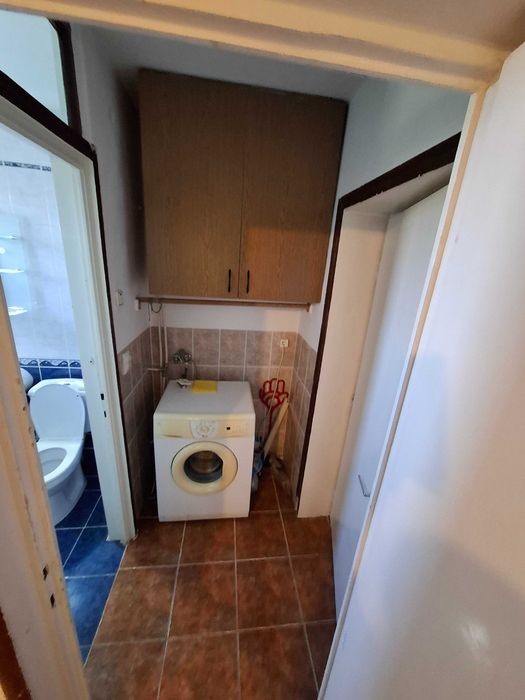 Dau in chirie apartament cu 2 camere zona podul Decebal