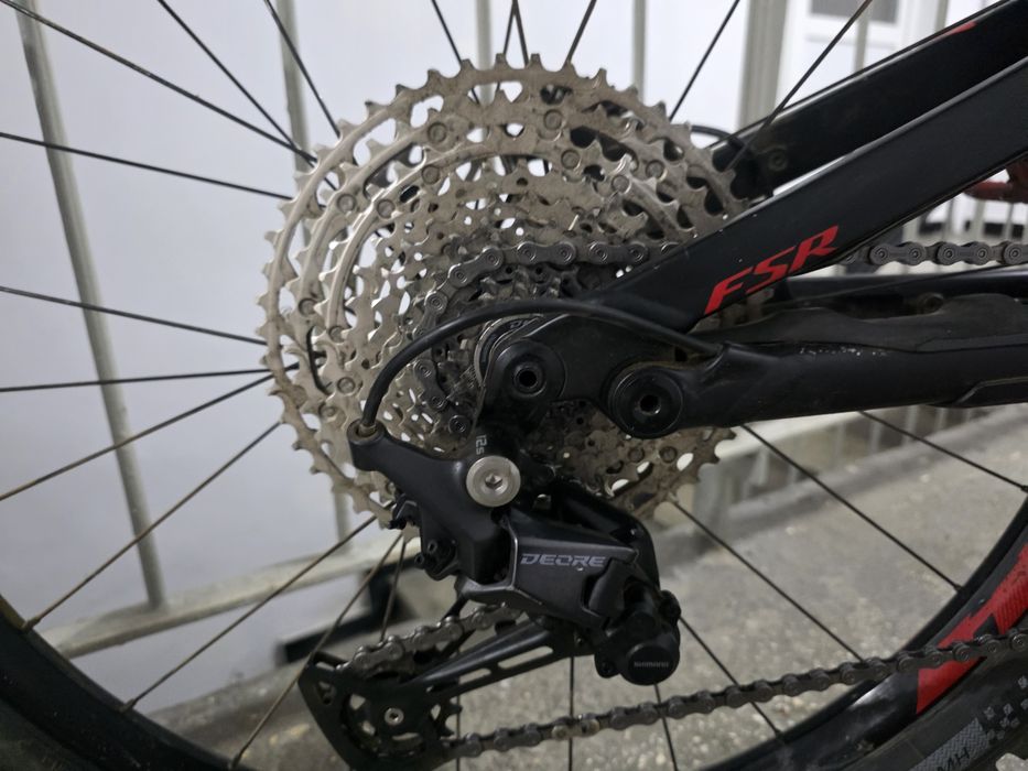 Vând Specialized Stumpjumper 19 FRS Comp