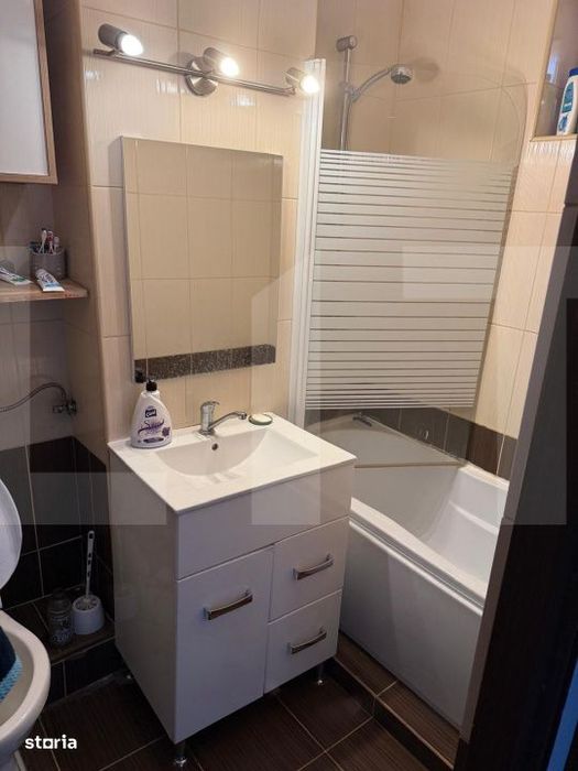 Apartament 3 camere, 70 mp, Bulevardul 16 Decembrie 1989