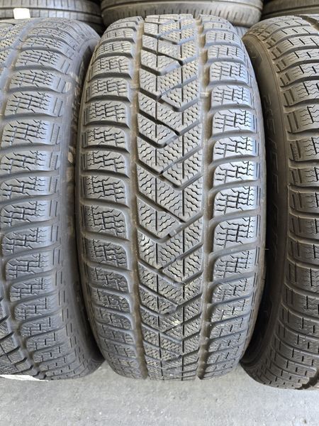 215/55/18 PIRELLI 4бр