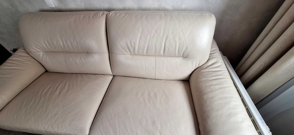 Луксозен италиански диван NATUZZI – Естествена дебела кожа (Като нов)