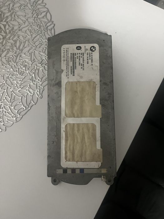 Vand navi bmw e60 aprope completa plus alte piese