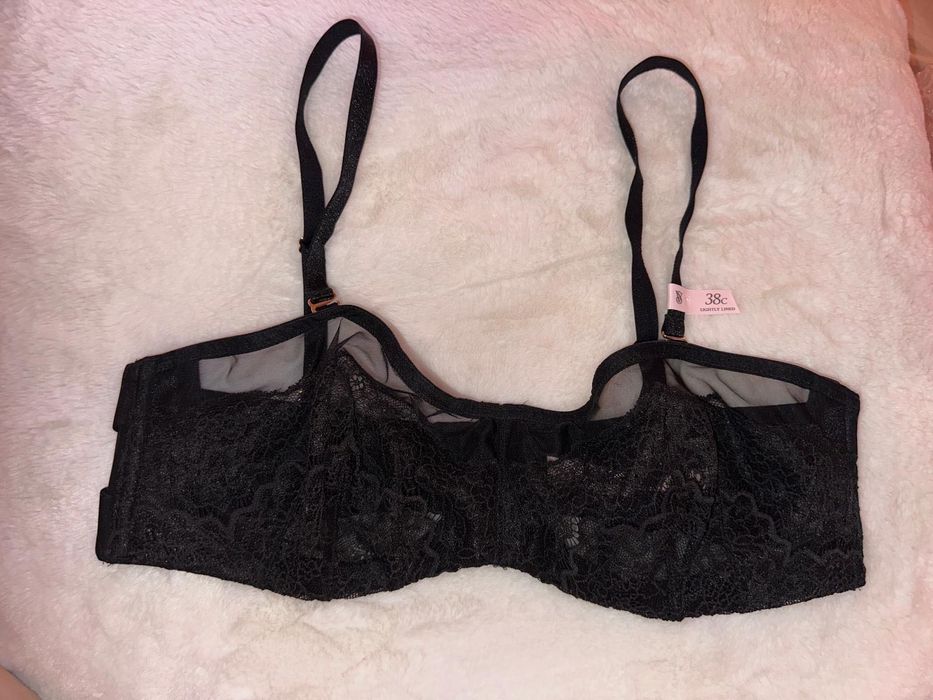 Сутиен Victoria’s Secret