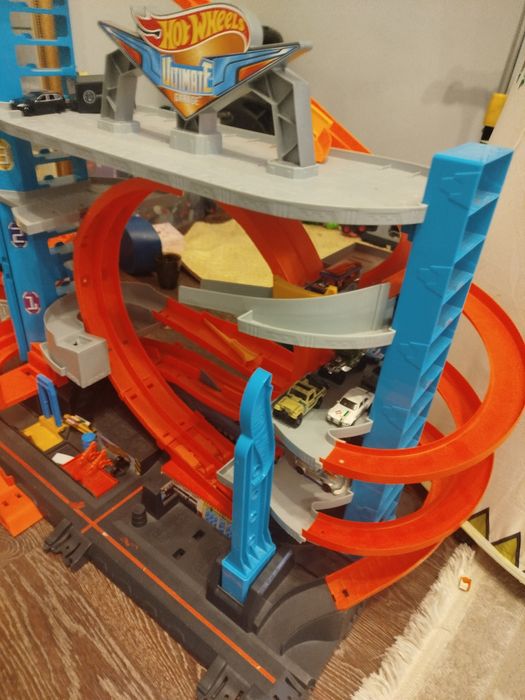 Хот вилс (Hot Wheeels) игрушка