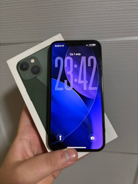 Продам iphone 13 128gb