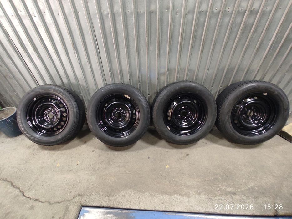 215/60R16 Triangle