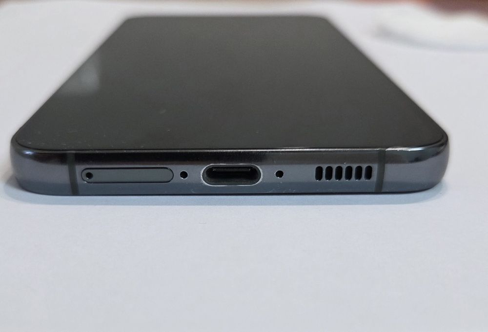 Продам Samsung galaxy s23plus