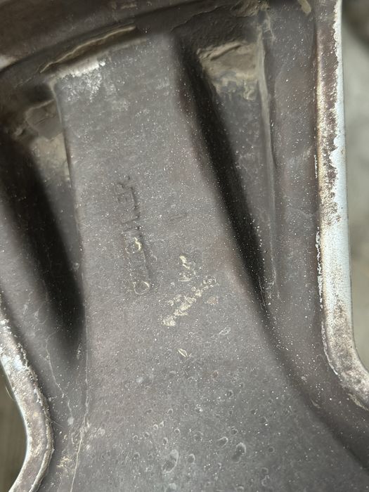 Vand jante cu cauciu de bmw