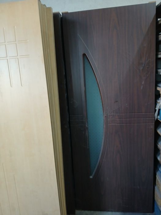 Интериорни врати