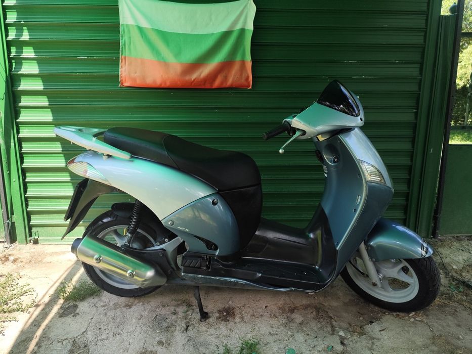 Скутер Хонда Q 1250.  Honda  Q 125