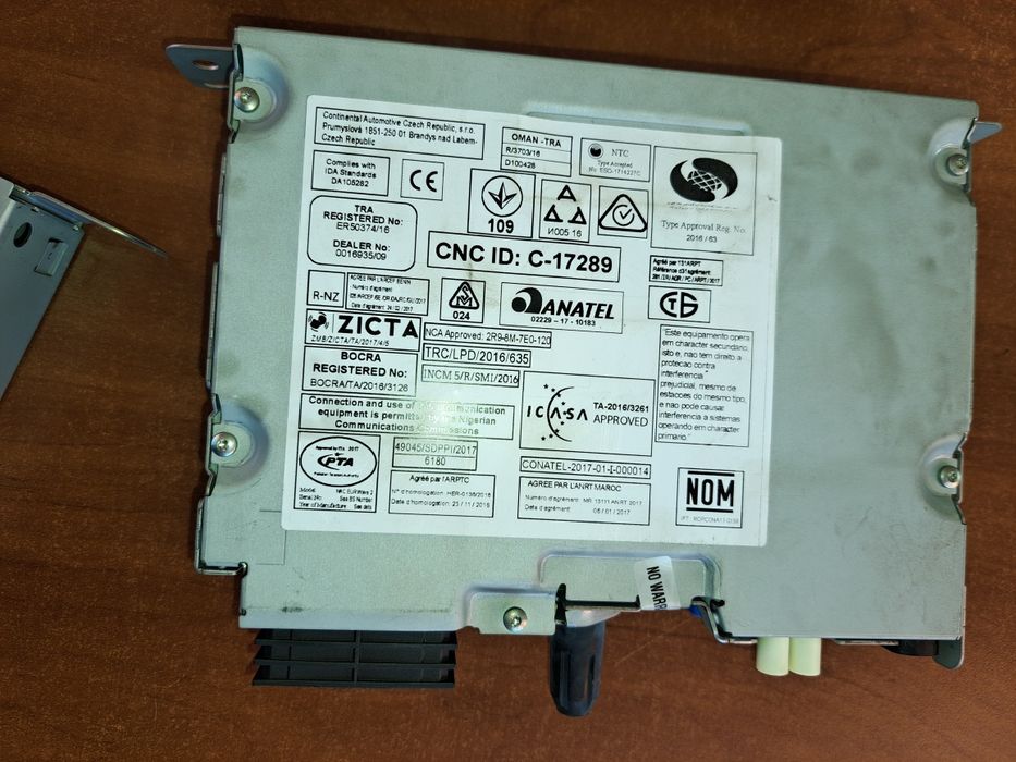 Дисплей и CD плеър за Пежо 308 след 2014г