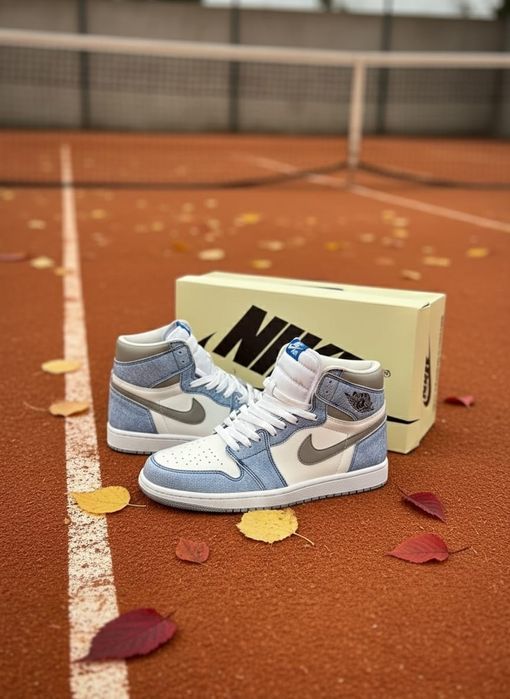 Adidasi Jordan 1 High Hyper Royal