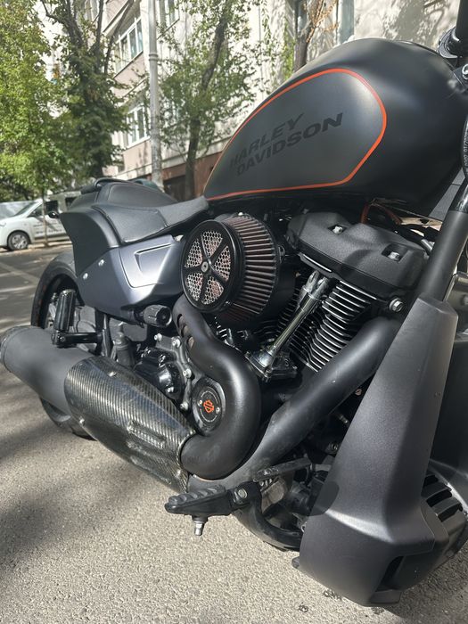 Harley Davidson FXRDS  Softail King 2019 -5600 mile
