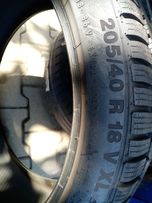 Anvelope de iarnă 205 40 18 Continental Dot 2021