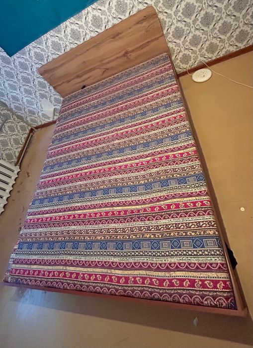 Двухспальный кровать