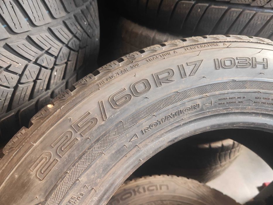 2бр.зимни гуми 225/60/17 Nokian