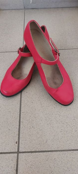 Скарпини номер 36