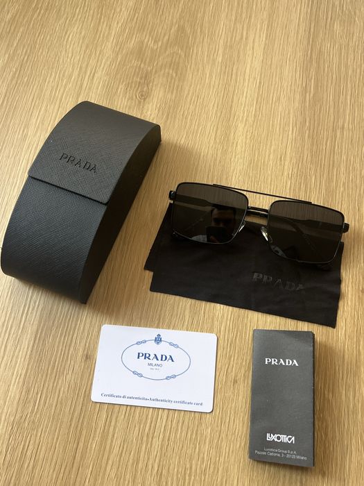 Слънчеви очила Prada