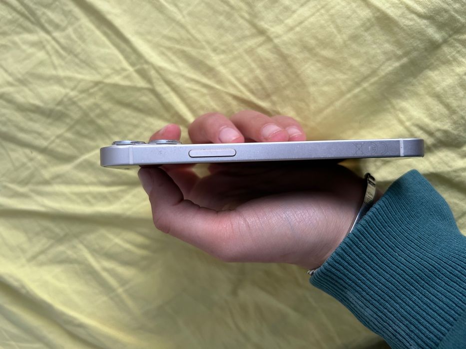 iPhone 12 mini (в гаранция)