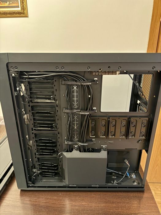 Phanteks Enthoo 719 Extreme Workstation and Dual-system