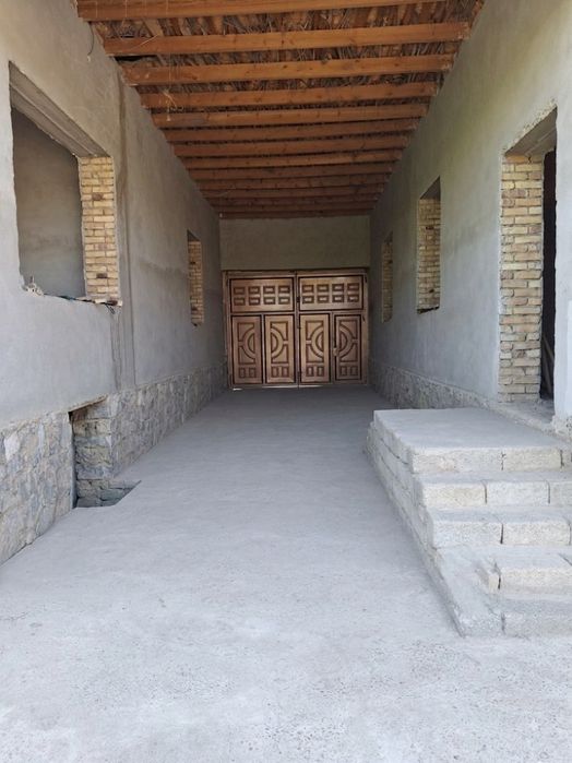 Hovli chutqara..