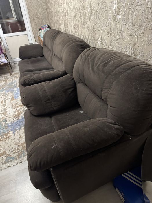 Комплект диван и 2 кресла