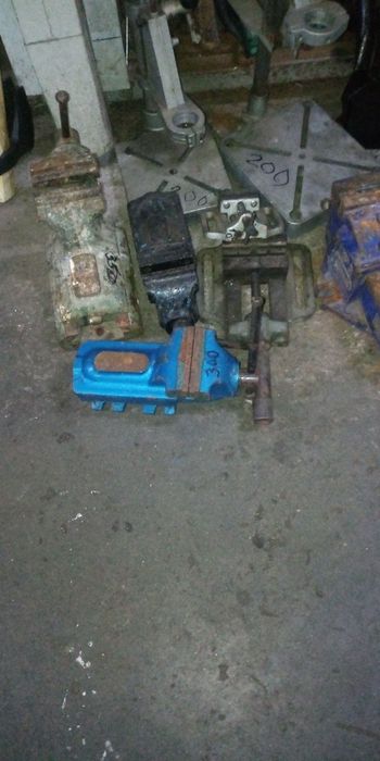 Menghine ,  Nicovale,Placi si chei de fasonat