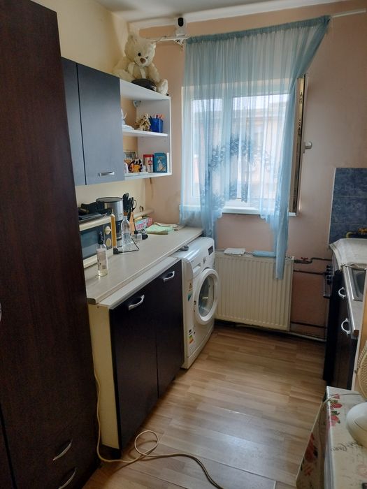 Vând garsonieră sector 5