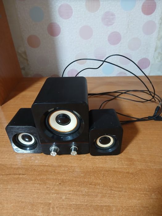 Продам колонки в отличном состояние