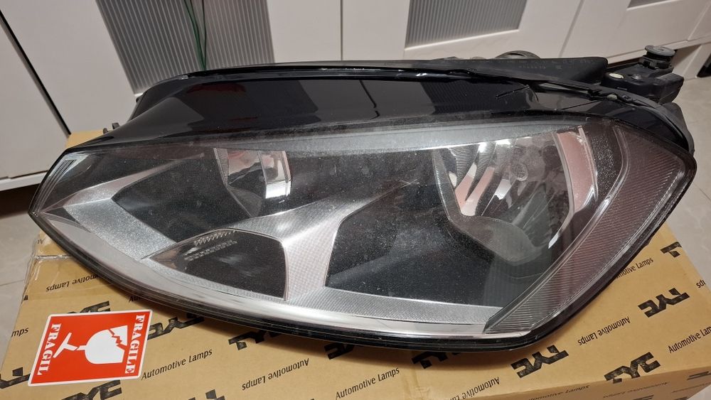 Lampă (far) stânga față Golf 7