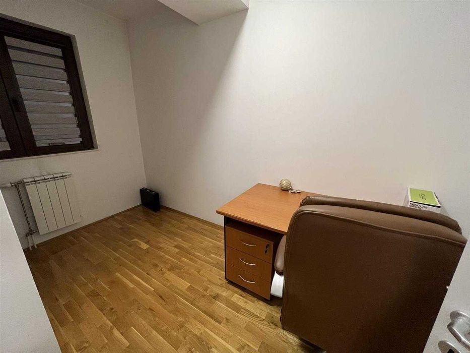 Дава се под наем Двустаен апартамент в София, Зона Б-18 - 65 кв.м за 408 € - Снимка #2