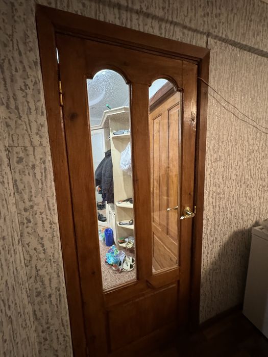 Продам двери межкомнатные