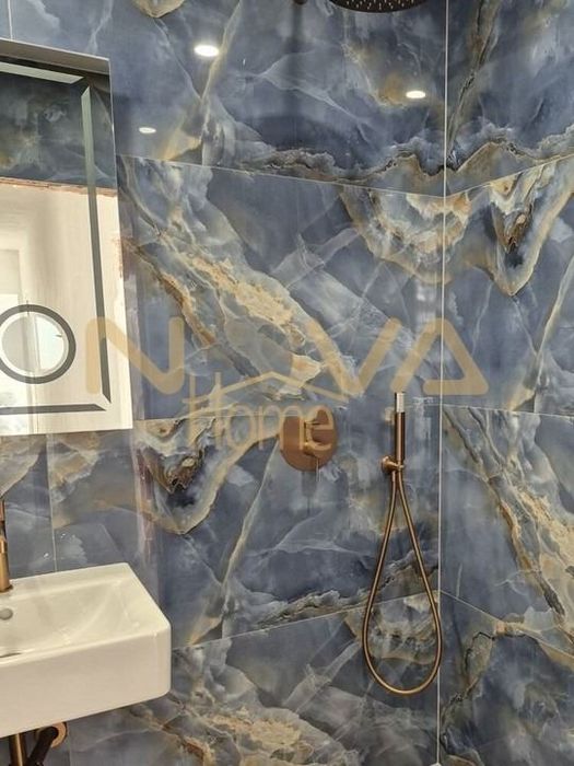 Тристаен Варна Кайсиева градина площ 85 170000 евро