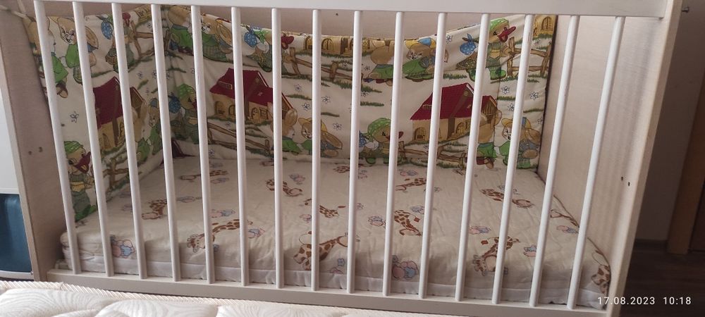 Бебешка кошара  с матрак и обиколник