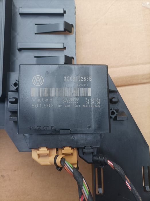 Modul senzori parcare Volkswagen Passat B6 3C0919283B