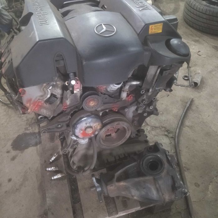 Продам двигатель Мерседес M112