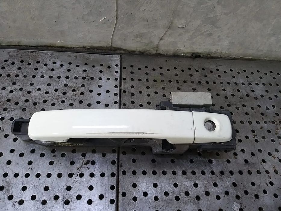 Maner usa stanga fata nissan qashqai j10