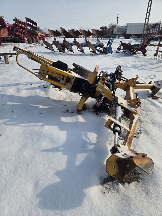 Brat telescopic pentru tractor