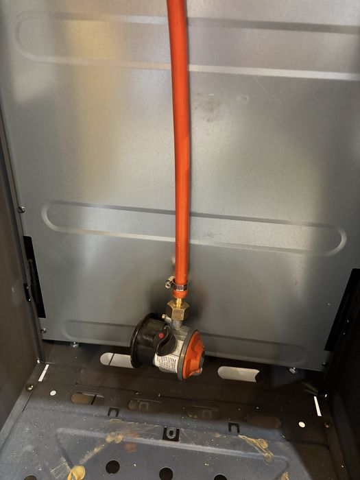 Сгъваема преносима газова печка. Използвана само 2 пъти. Като нова