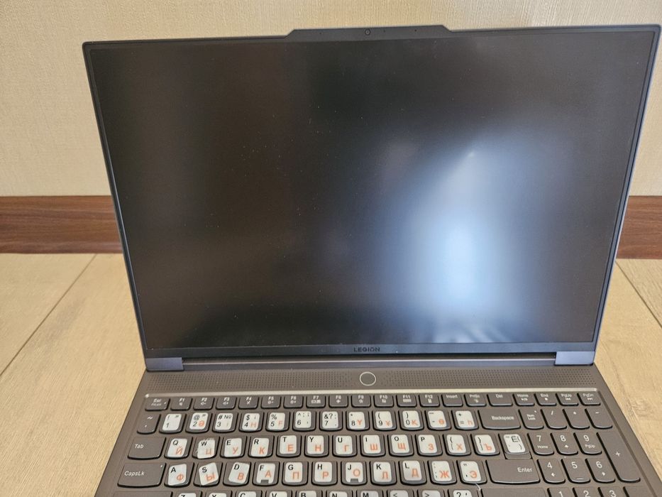 Lenovo Ligion I 9 MAX 
Версия	23H2