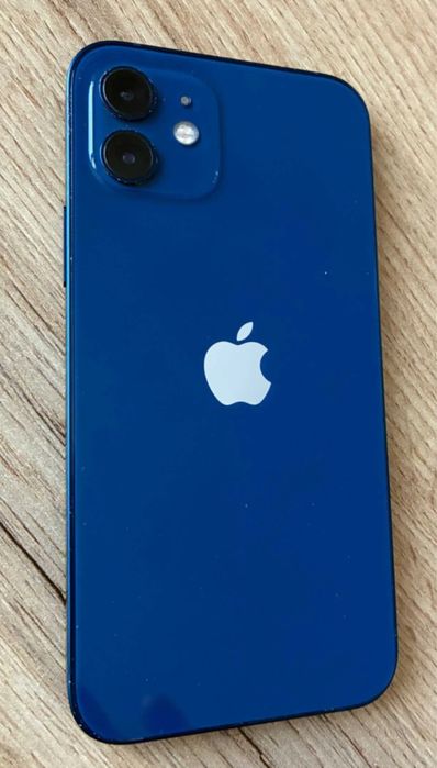 Iphone 12 64gb добро състояние