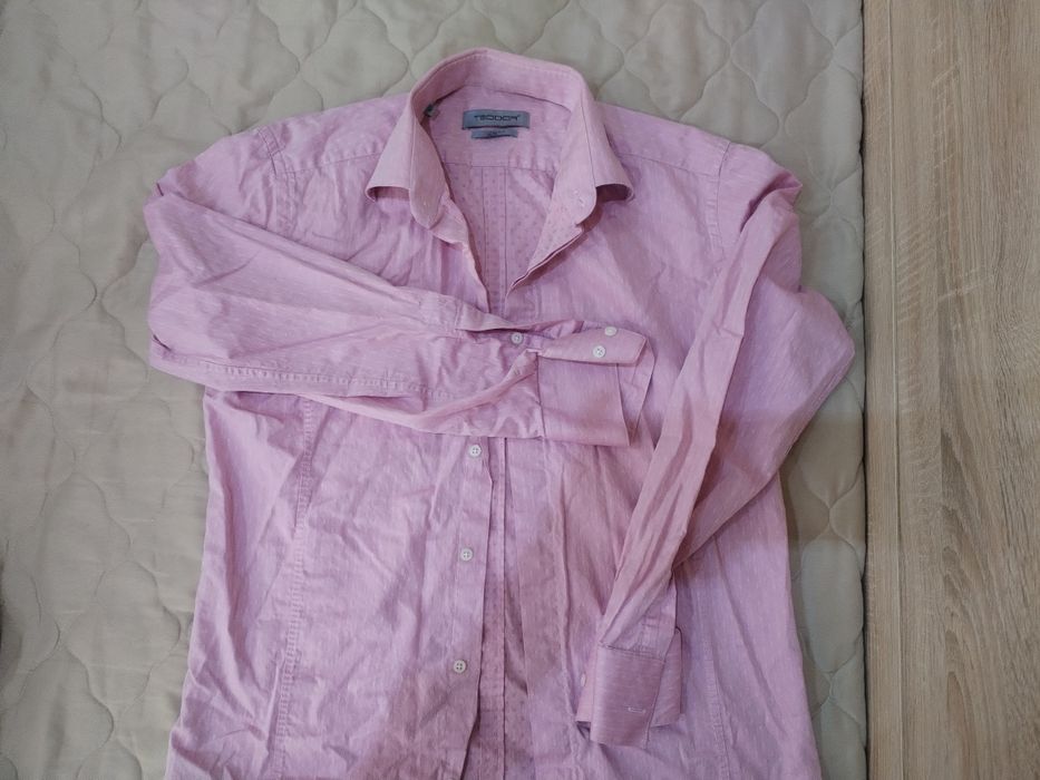 Мъжки костюм,риза .